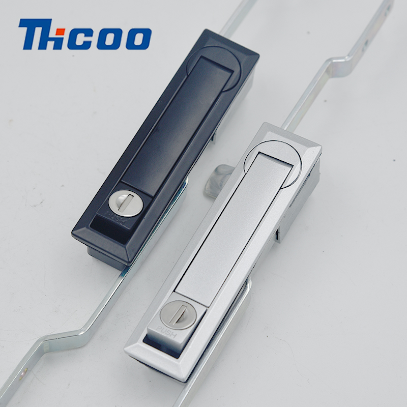 Naciśnij przycisk Bounce Rocker Lock-A8201