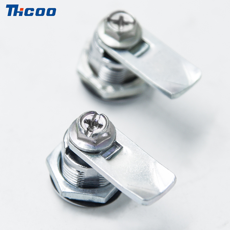 Małe narzędzie typu Cam Lock-A6131-1